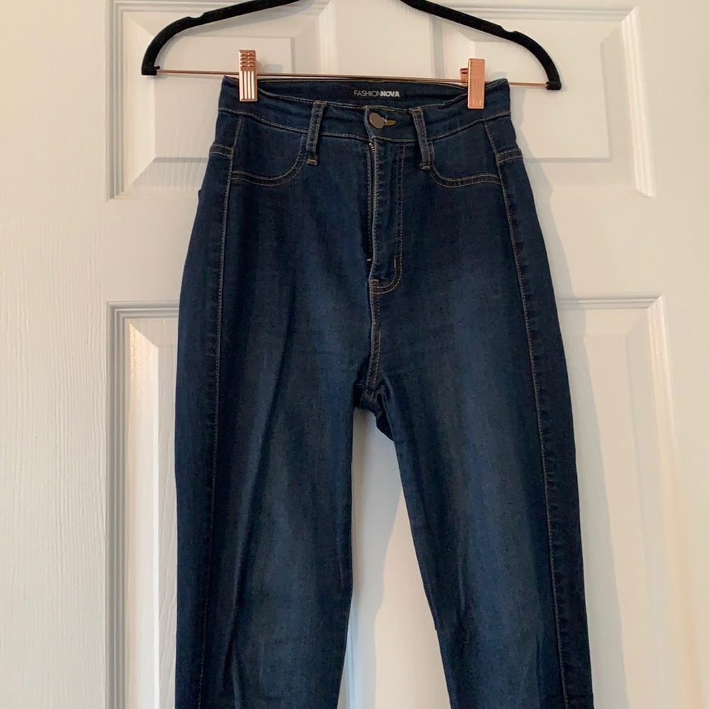 Dark blue high waisted jeans